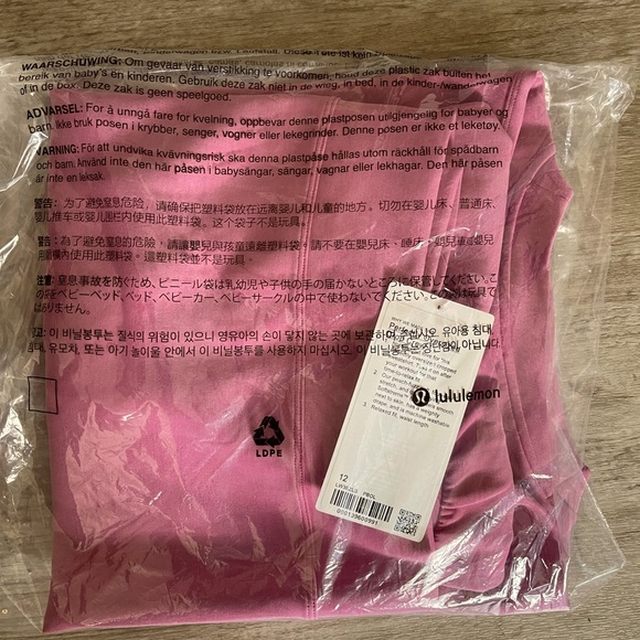 NWT lululemon perfectly oversized cropped crew softstreme size 12 (mulled wine) - Picture 4 of 4